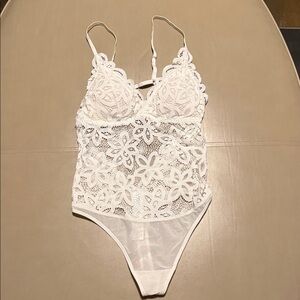 Abercrombie & Fitch Ivory Lace Bodysuit